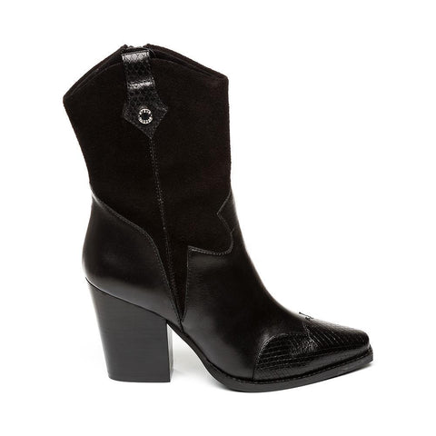 Ezzy Boot BLACK