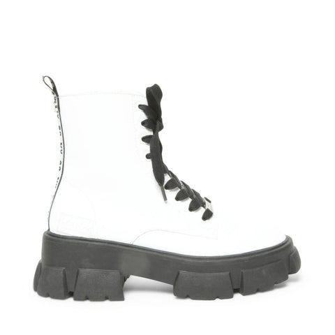 Tanker WHITE LEATHER